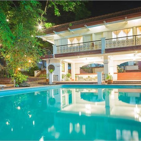 Dona Jovita Garden Resort Calamba  Exterior photo