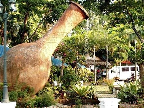 Dona Jovita Garden Resort Calamba  Exterior photo
